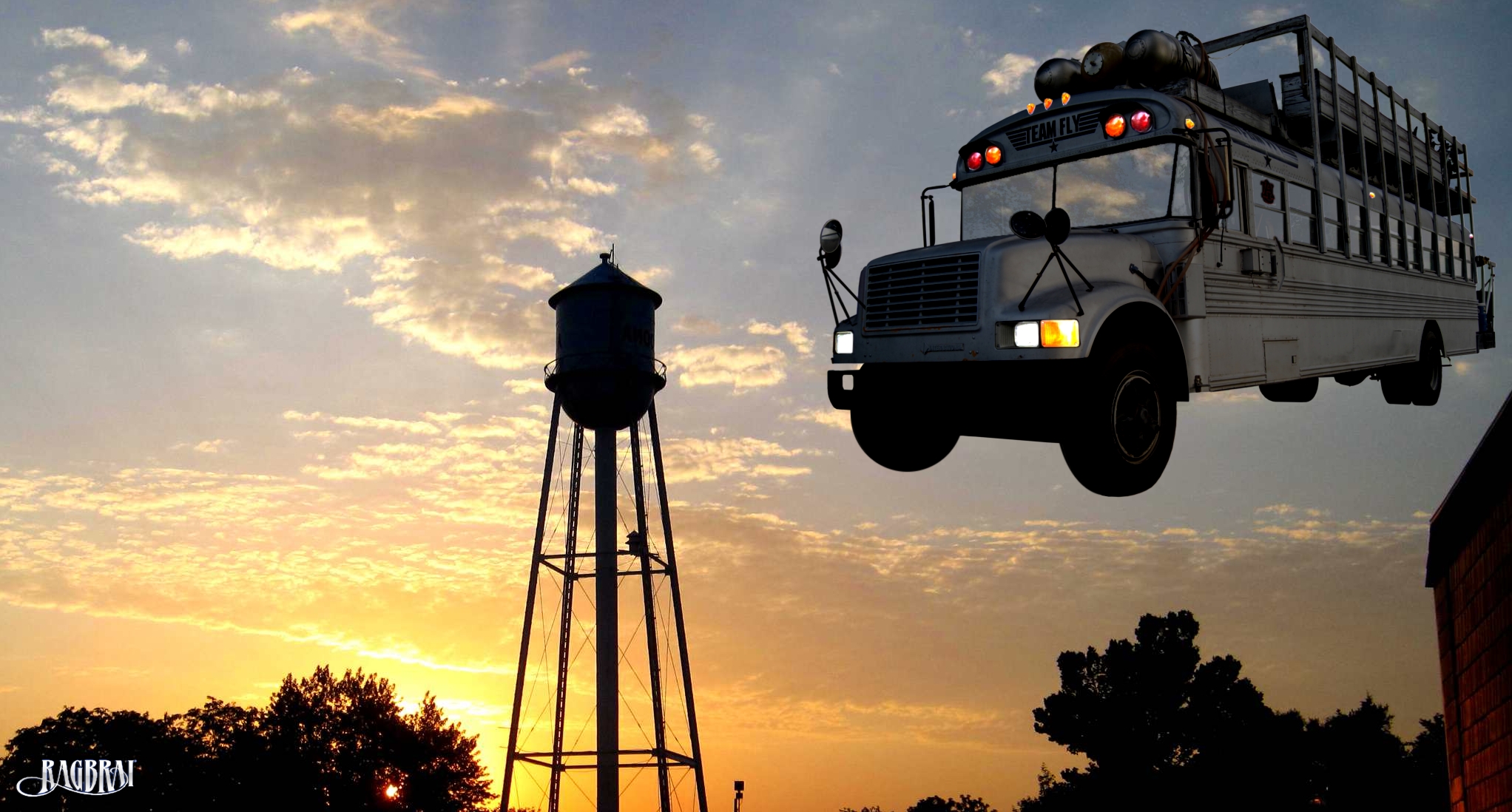 RAGBRAI BUS - Team Fly